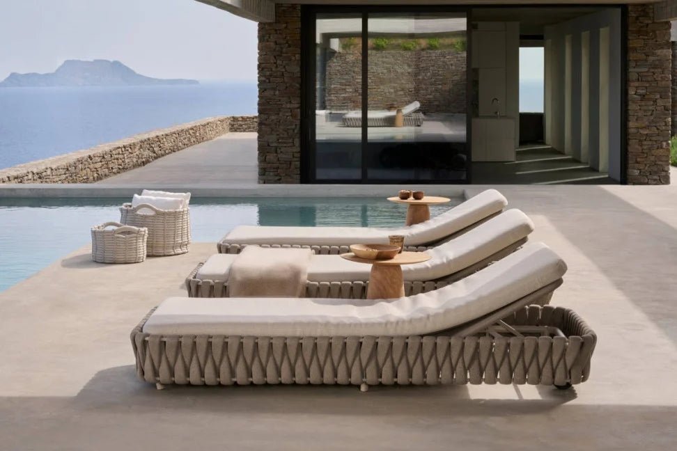 KILLY Outdoor Rope Weaving Patio Daybed with Cushions - North Oasis